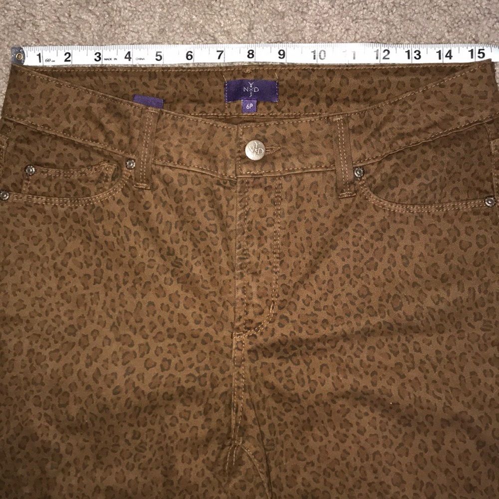 NYDJ Leopard Ankle Jean - Picture 6 of 8